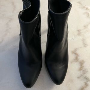 Nine West Quillin Leather Ankle Boot